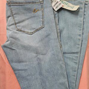 American Rag Cie Light Wash High Rise Flare Jeans Size 0 NWT